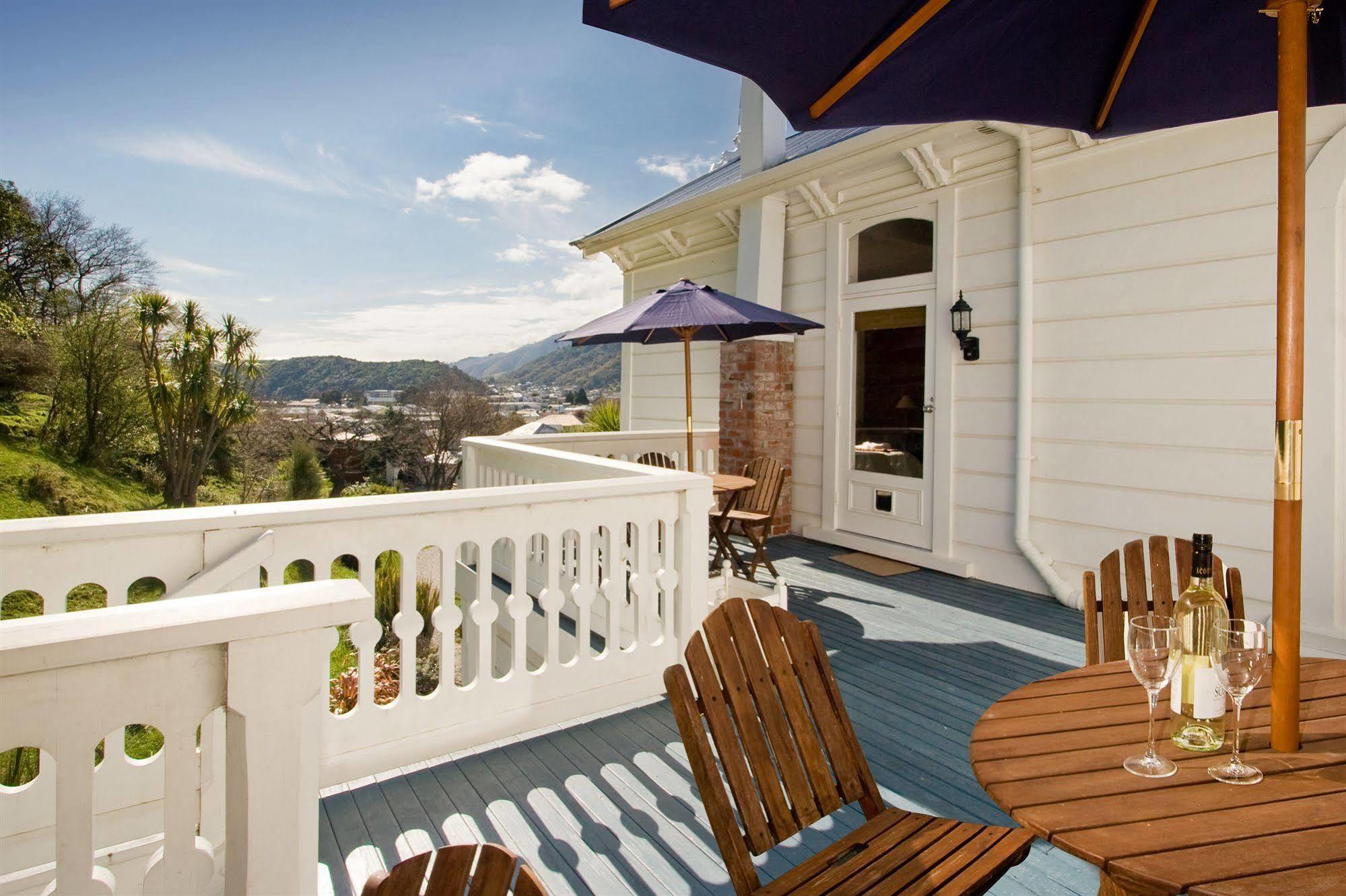 Sennen House Boutique Accommodation Picton Eksteriør billede